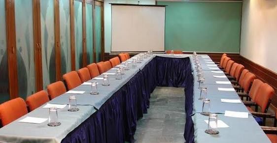 Hotel Executive Lucknow Ngoại thất bức ảnh